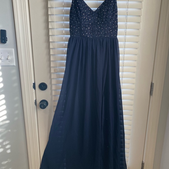 Navy blue floor length semi-formal/formal dress, size 13 (Never Worn) - Picture 3 of 11
